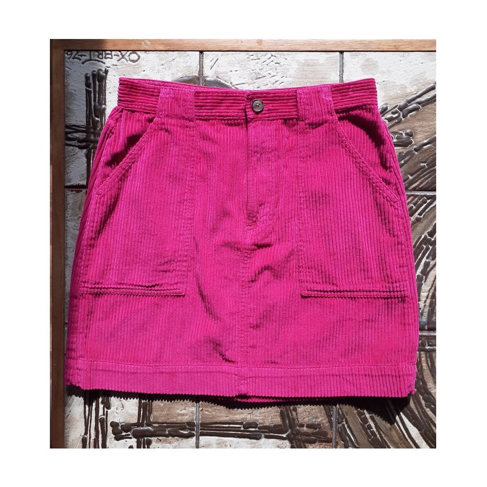GAP Corduroy pink skirt size 6